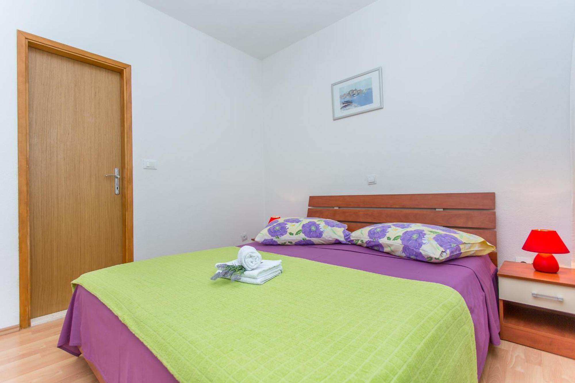Apartments Grepo Sljeme マカルスカ 部屋 写真