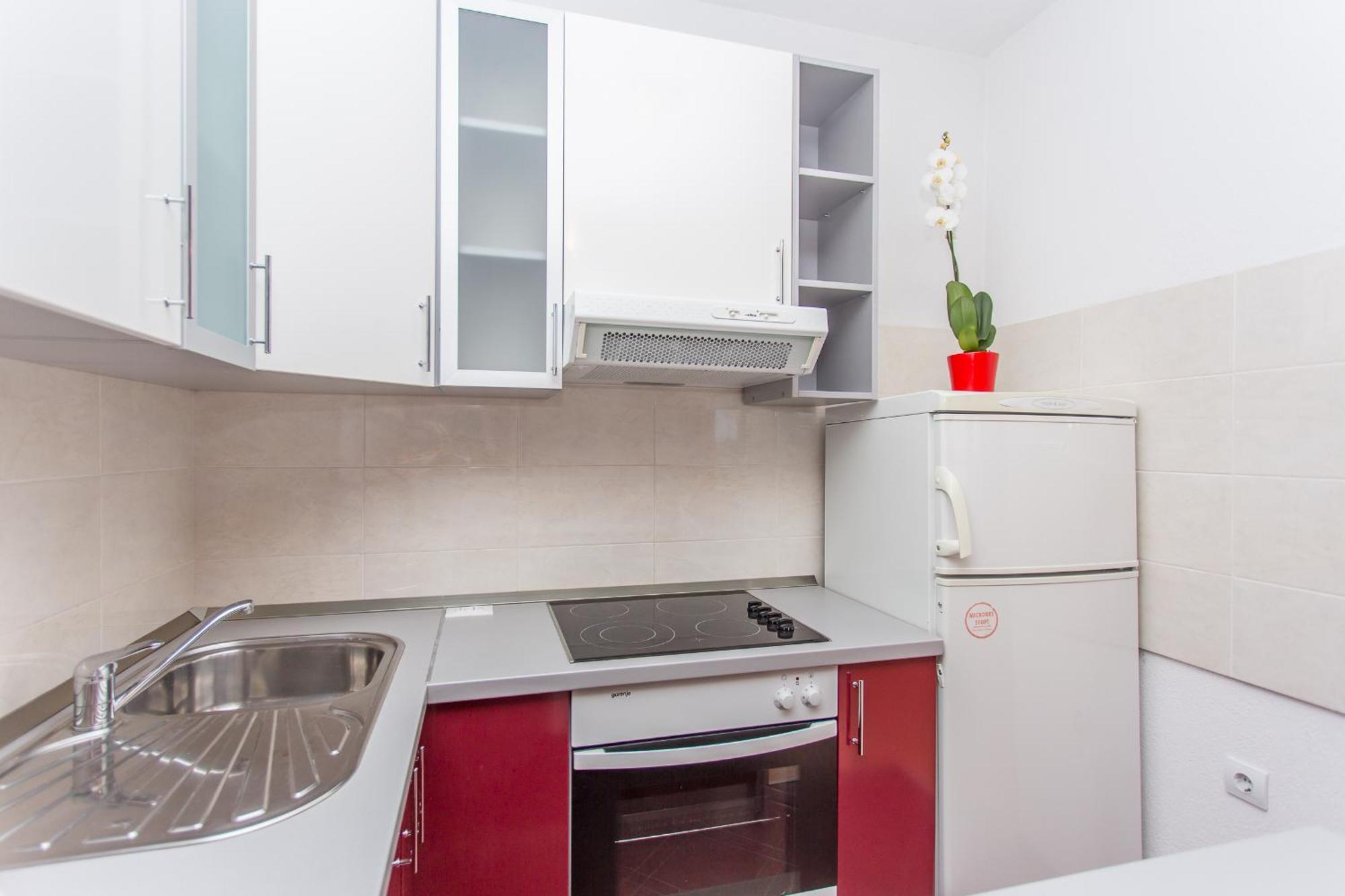 Apartments Grepo Sljeme マカルスカ 部屋 写真