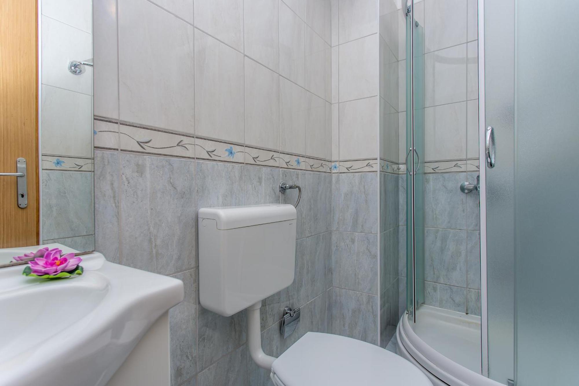 Apartments Grepo Sljeme マカルスカ 部屋 写真