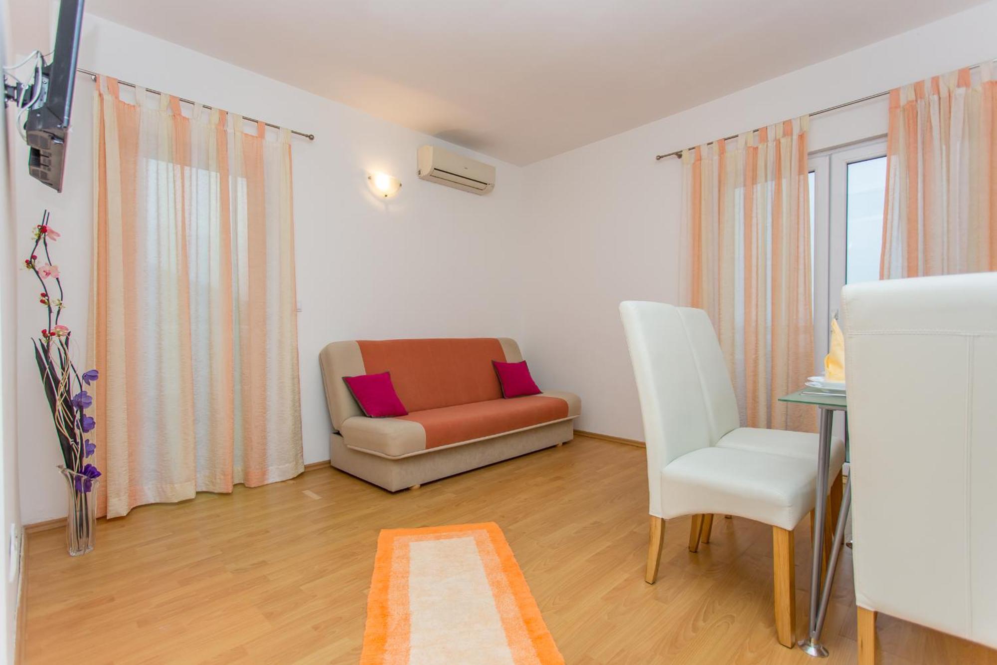Apartments Grepo Sljeme マカルスカ 部屋 写真