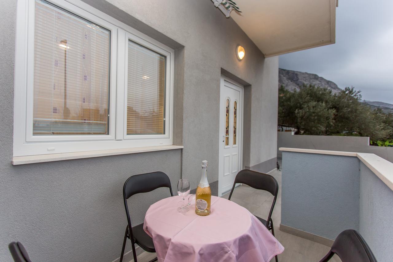 Apartments Grepo Sljeme マカルスカ 部屋 写真